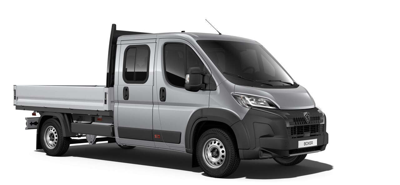 Бортовий Peugeot Boxer з подвійною кабіною сірого кольору