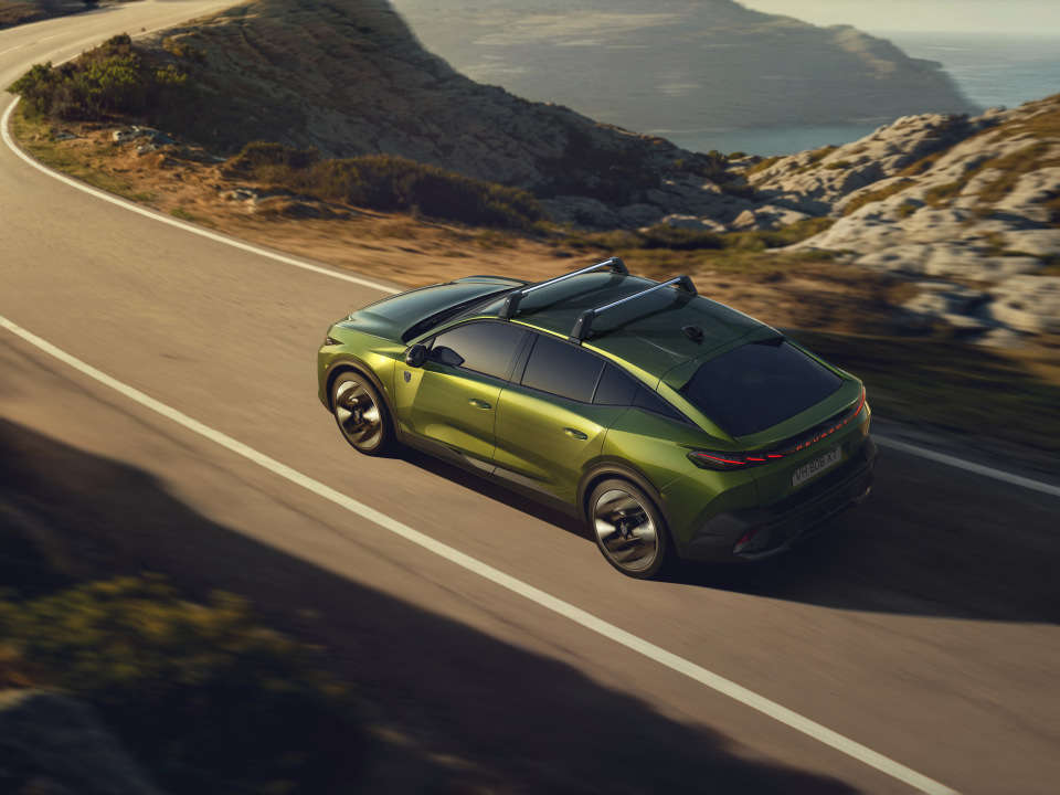 Поперечини на даху Peugeot 408